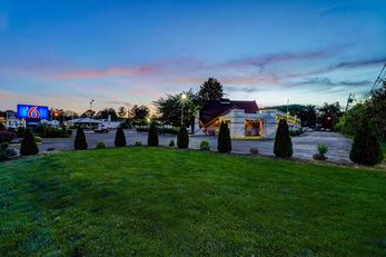 Motel 6 Lawrenceville