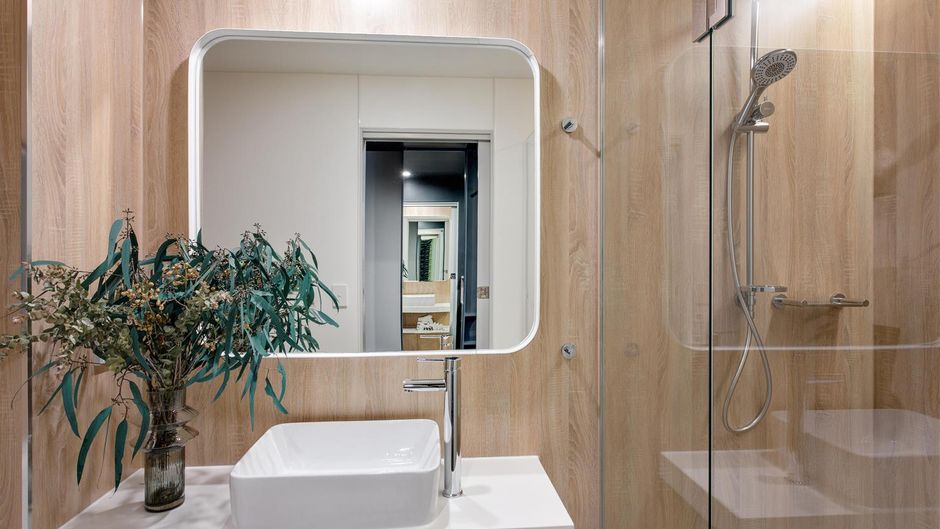 Veriu Green Square Room