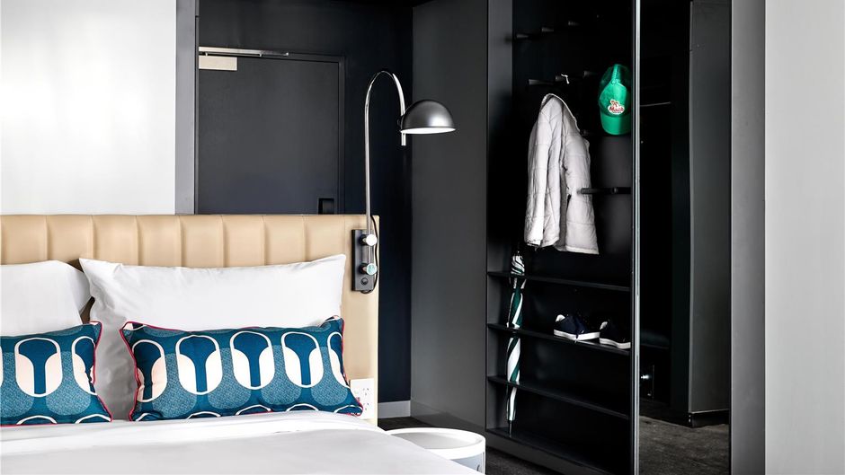Veriu Green Square Room