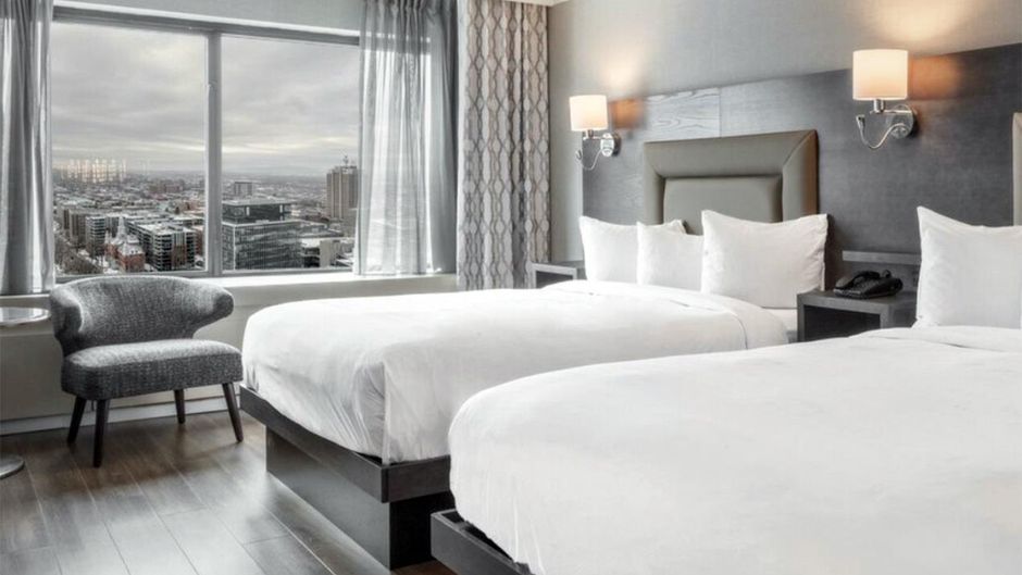 Hotel Le Concorde Quebec Room