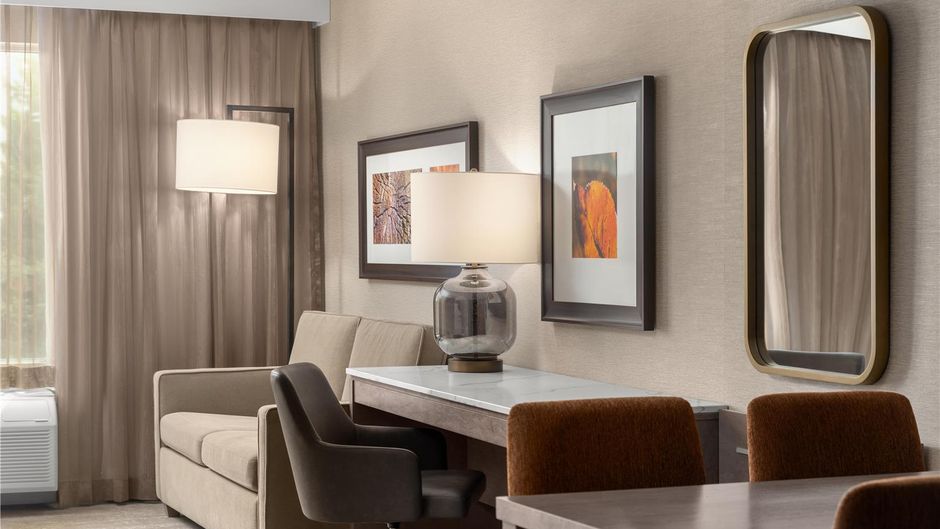 DoubleTree by Hilton Kitchener Room