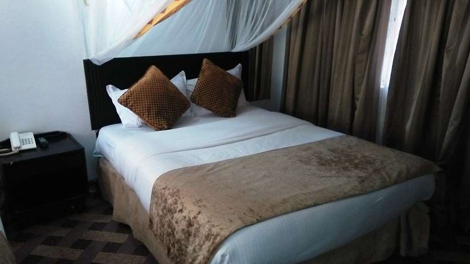 Lake Bogoria Spa Resort Suite