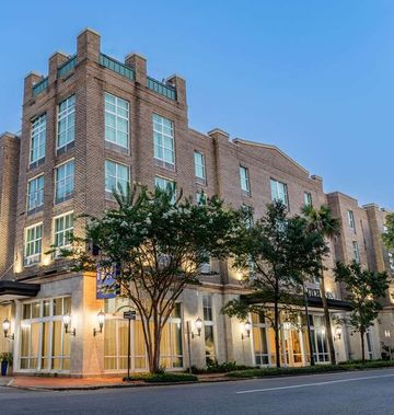 TRYP by Wyndham, Historic Savannah