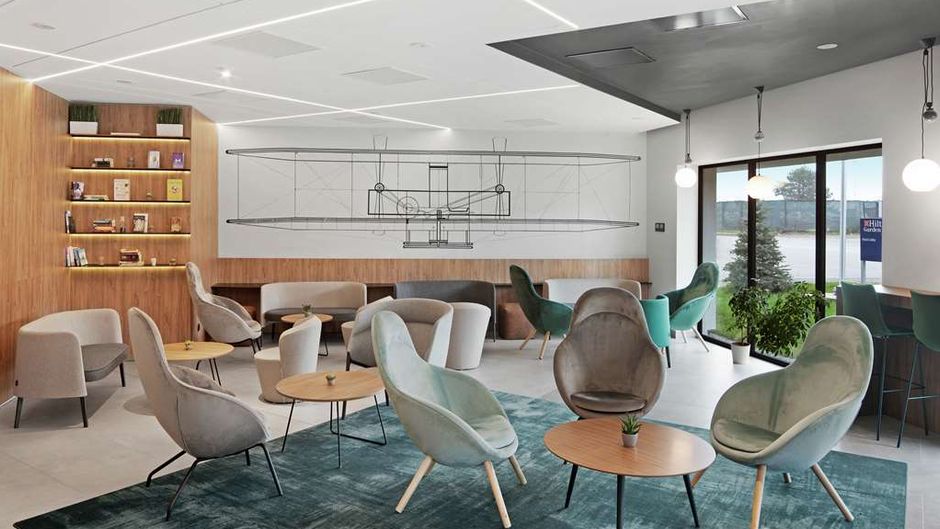 Hilton Garden Inn Bucharest Airport Lobby