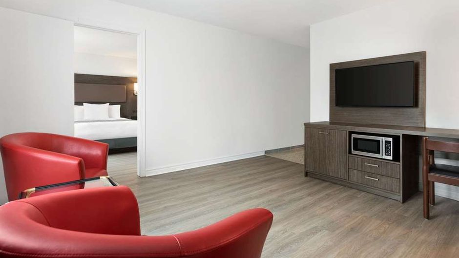 Travelodge by Wyndham Rigaud Suite
