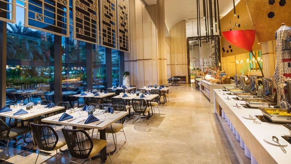 Ramada Plaza by Wyndham Sanya Bay Restaurant