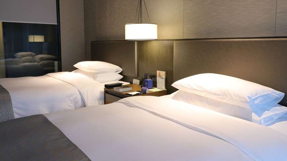 Howard Johnson Downtown Hotel Chongqing Room