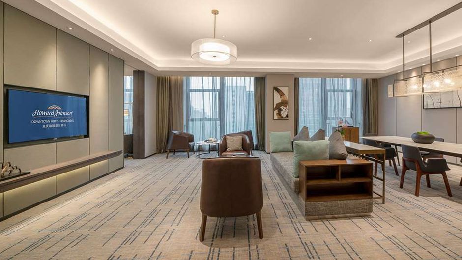 Howard Johnson Downtown Hotel Chongqing Suite