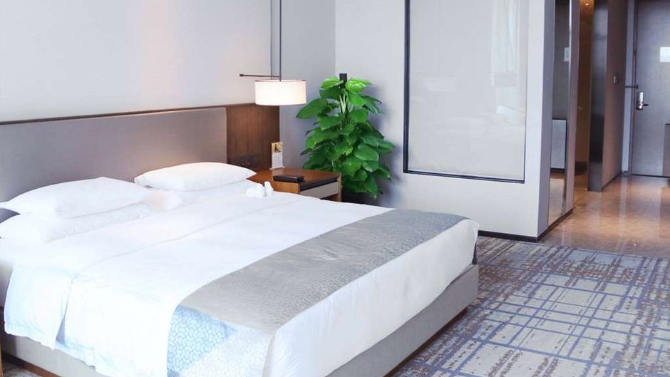 Howard Johnson Downtown Hotel Chongqing Room