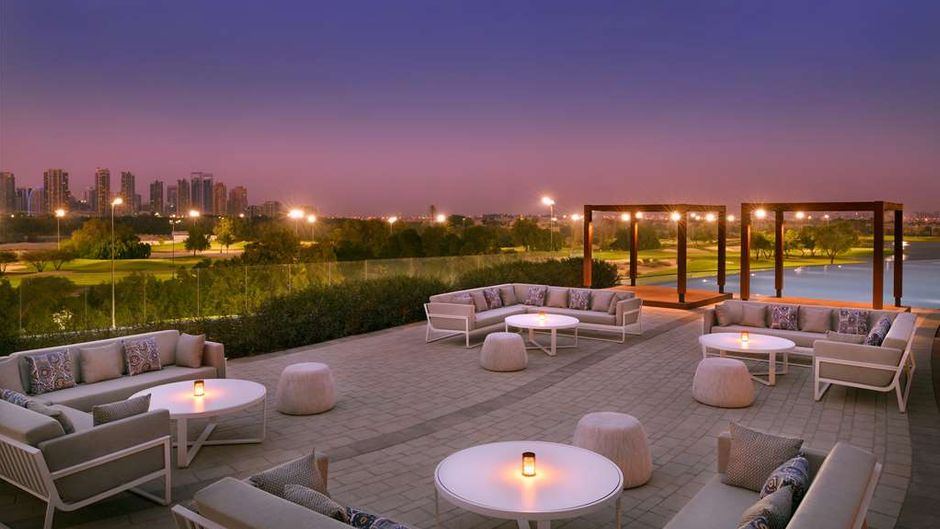 Vida Emirates Hills Pool