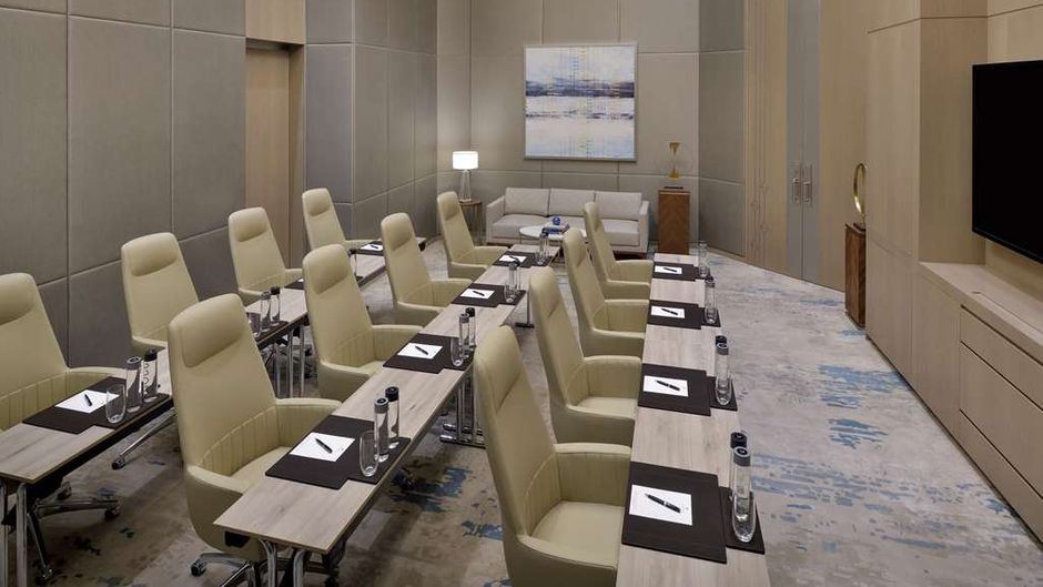 Address Dubai Mall Meeting
