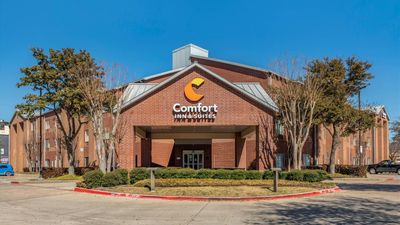 Comfort Inn & Suites Dallas-Addison