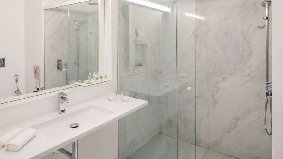 B Hotel Brasilia Room