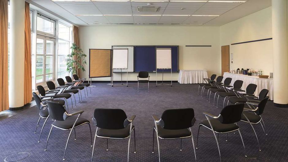 Seminaris SeeHotel Potsdam Room