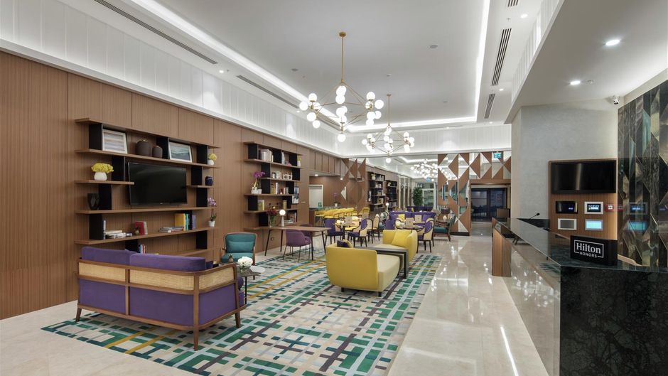 DoubleTree by Hilton Afyonkarahisar Lobby