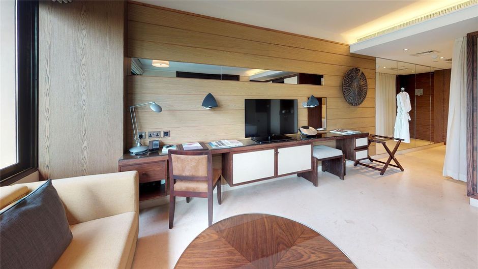 Melia Desert Palm Room