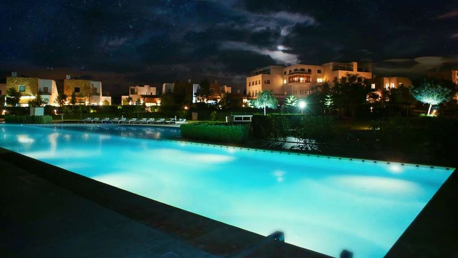 Azembay Hotel Pool