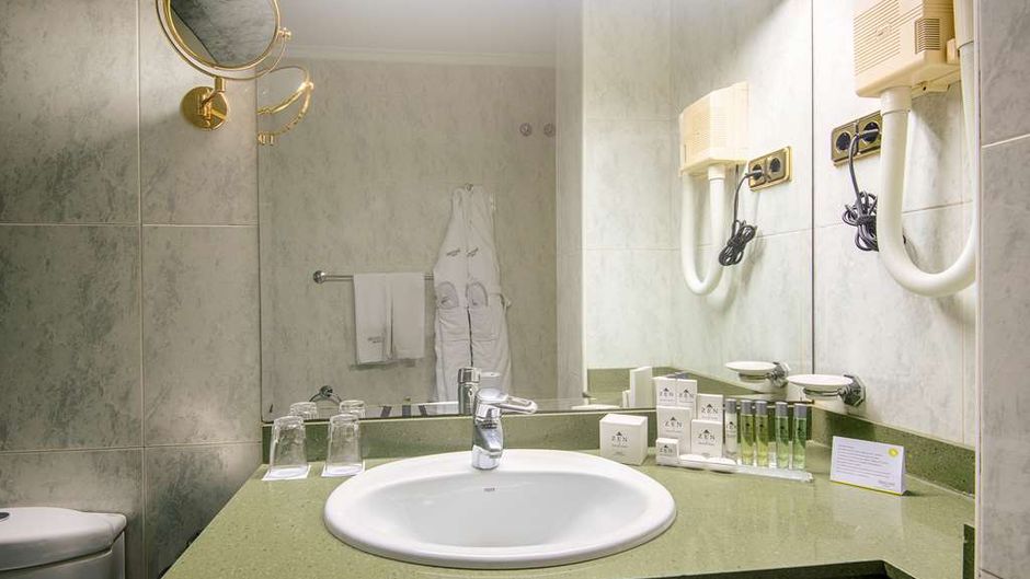 Sercotel Oria Room