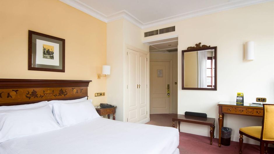 Sercotel Oria Room