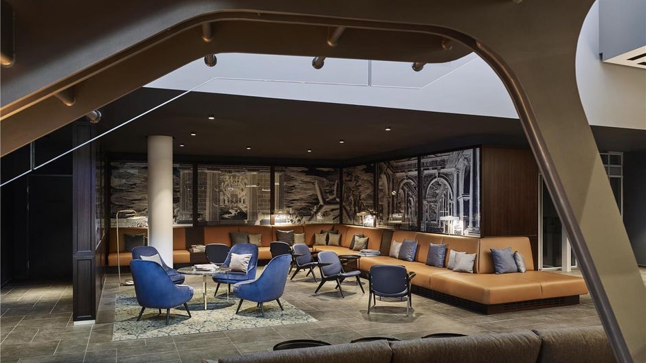 Hyatt Regency Vienna Lobby