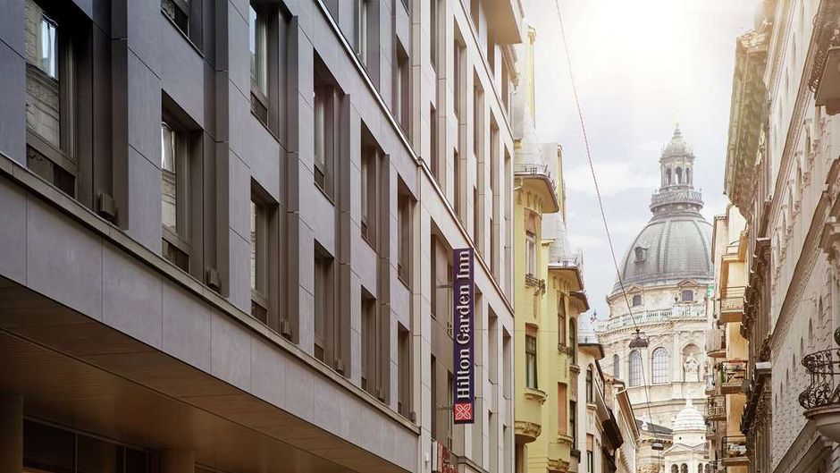 Hilton Garden Inn Budapest City Centre Exterior
