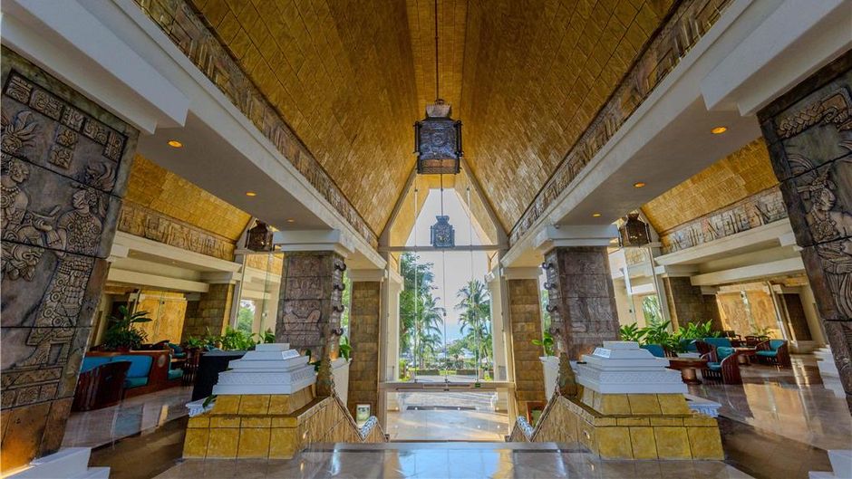 Barcelo Karmina Lobby