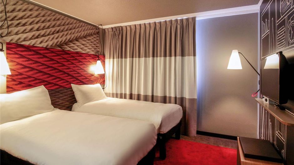 Ibis Cahors Room