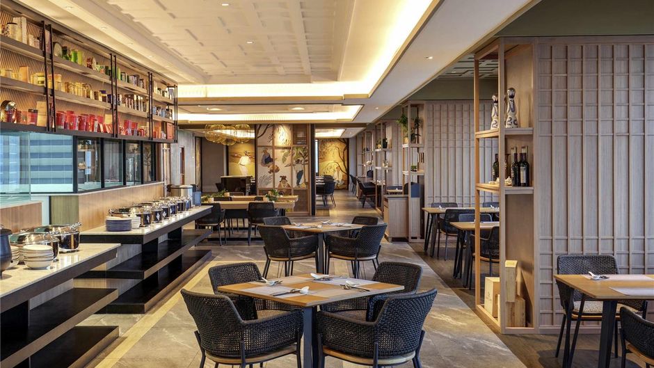 Mercure Jakarta Gatot Subroto Restaurant