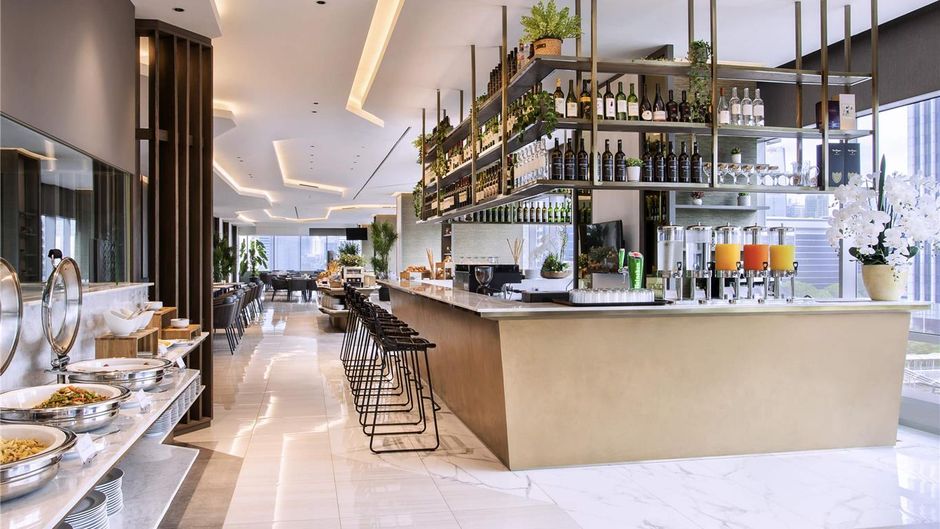 Mercure Jakarta Gatot Subroto Restaurant