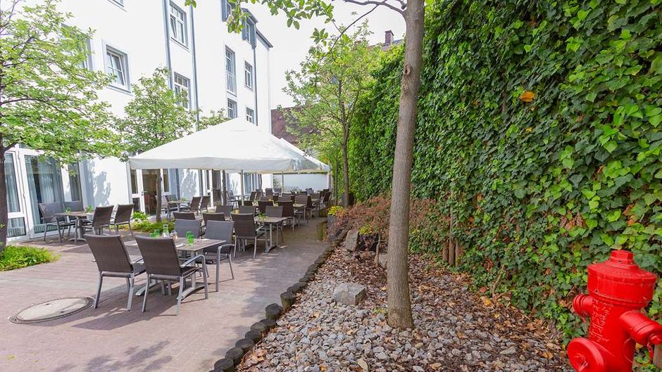 Dorint Hotel Wurzburg Exterior