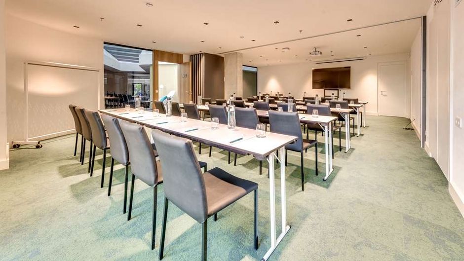 Occidental Diagonal 414 Meeting