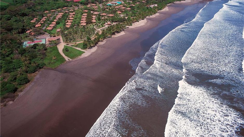 Barcelo Montelimar Beach Resort & Casino Exterior