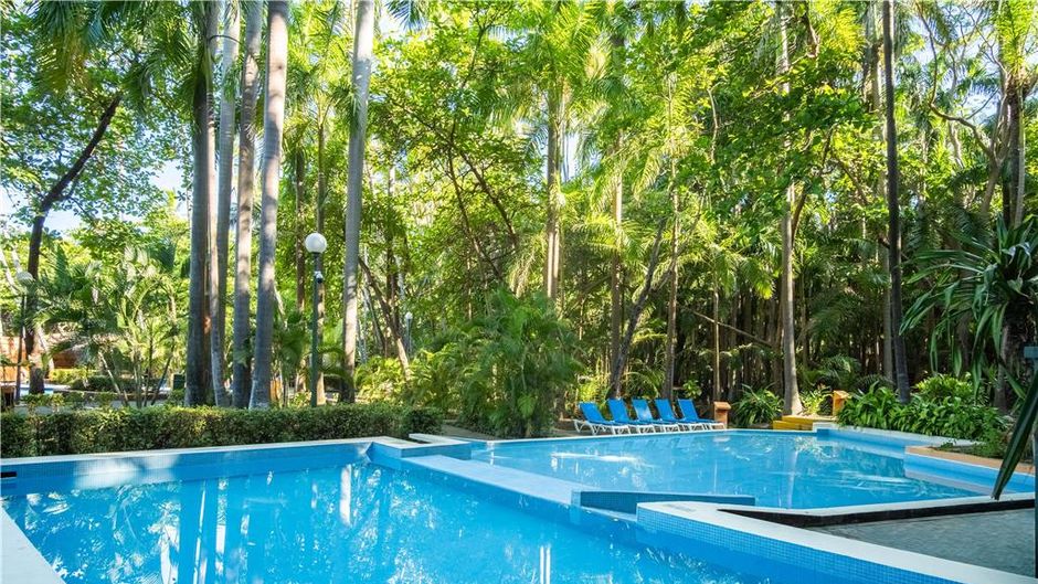Barcelo Montelimar Beach Resort & Casino Pool