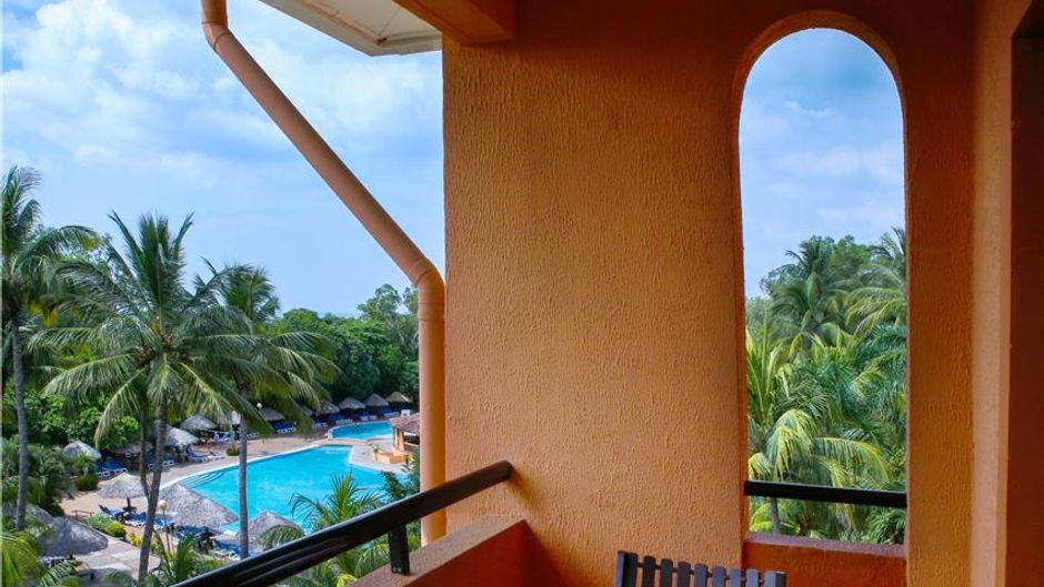 Barcelo Montelimar Beach Resort & Casino Room