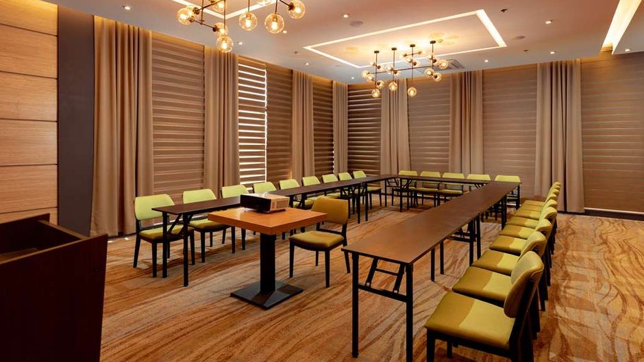 Best Western Metro Clark Meeting