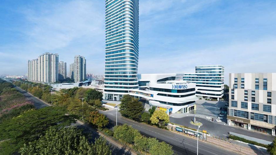 DoubleTree by Hilton Foshan Nanhai Exterior