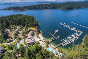 Poets Cove Resort & Spa