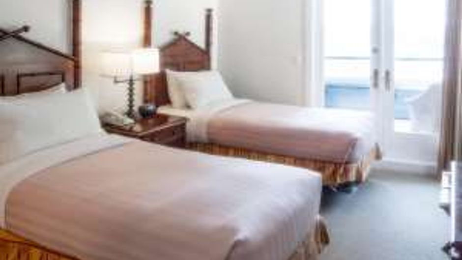 Poets Cove Resort & Spa Room