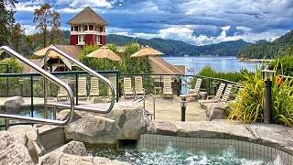 Poets Cove Resort & Spa Pool