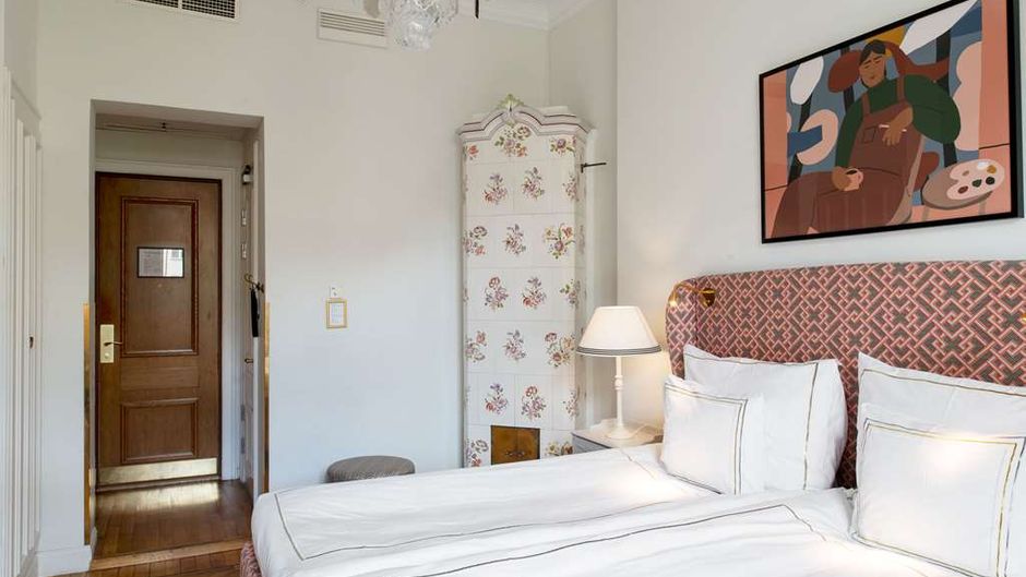 The Sparrow Hotel Room