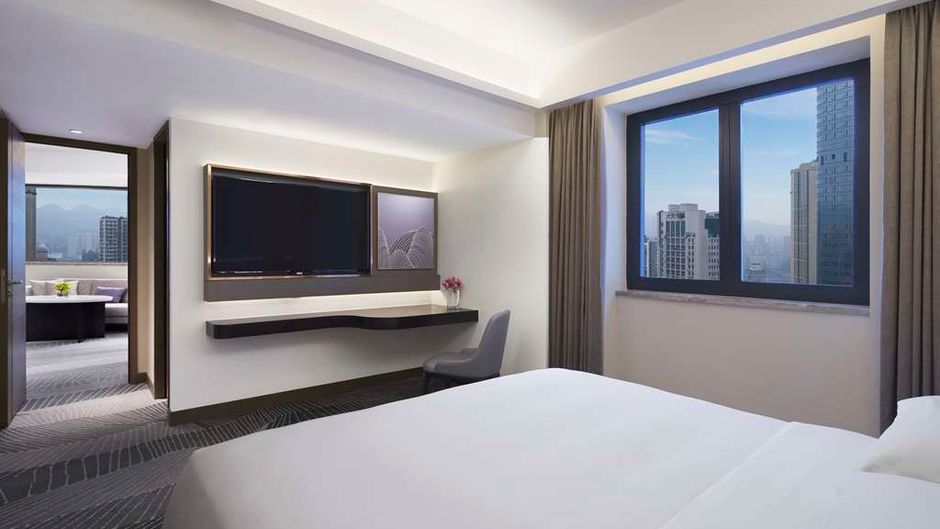 Hyatt Regency Metropolitan Chongqing Suite