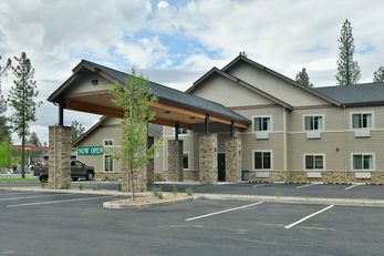 GrandStay Hotel and Suites Sisters OR