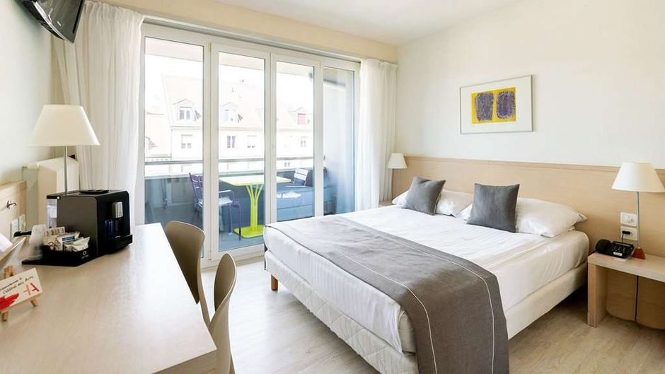 Hotel Des Arts Room