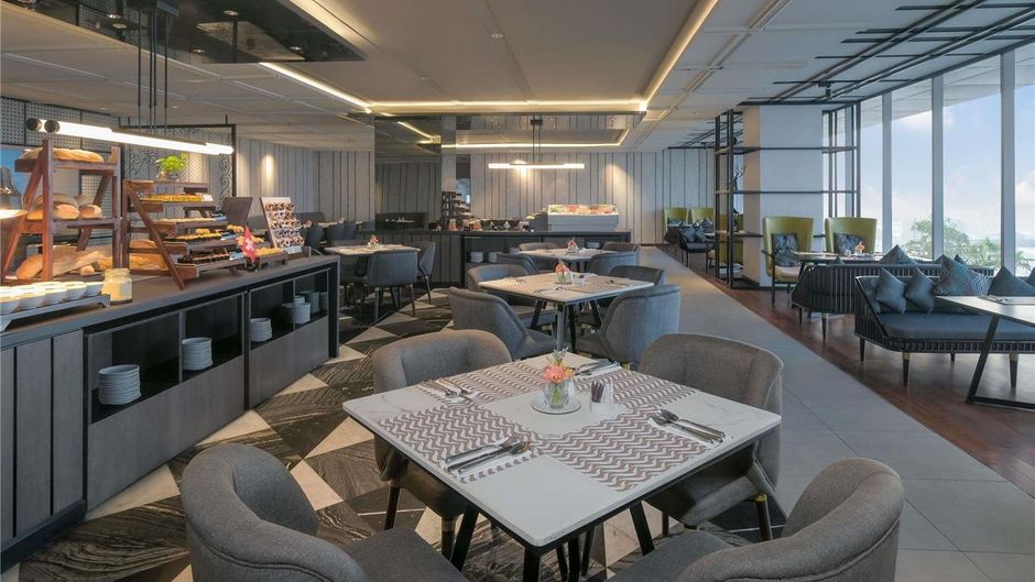 Movenpick Surabaya City Restaurant