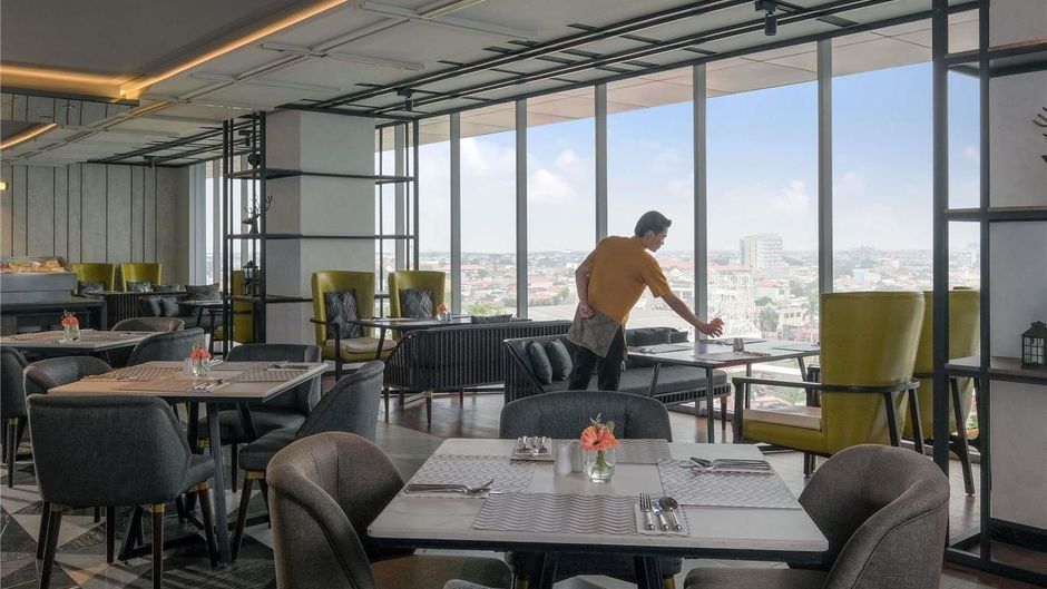 Movenpick Surabaya City Restaurant