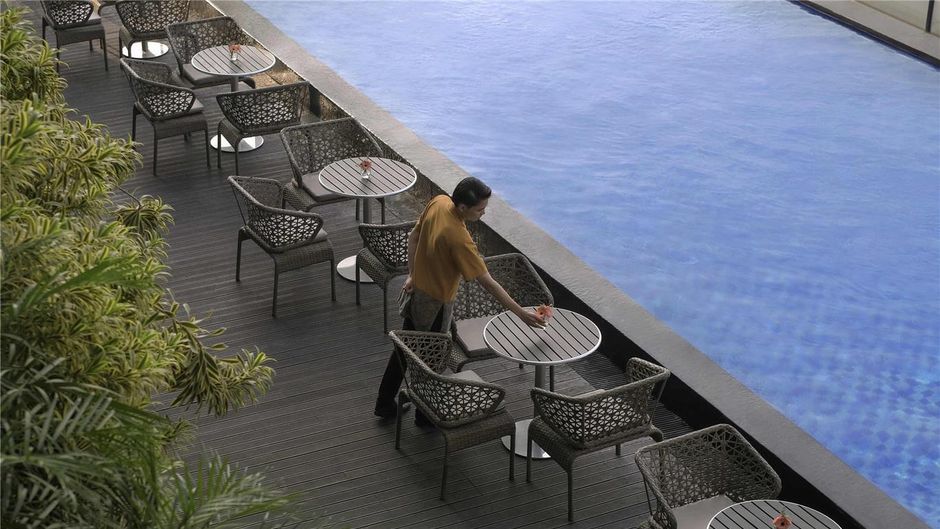Movenpick Surabaya City Pool