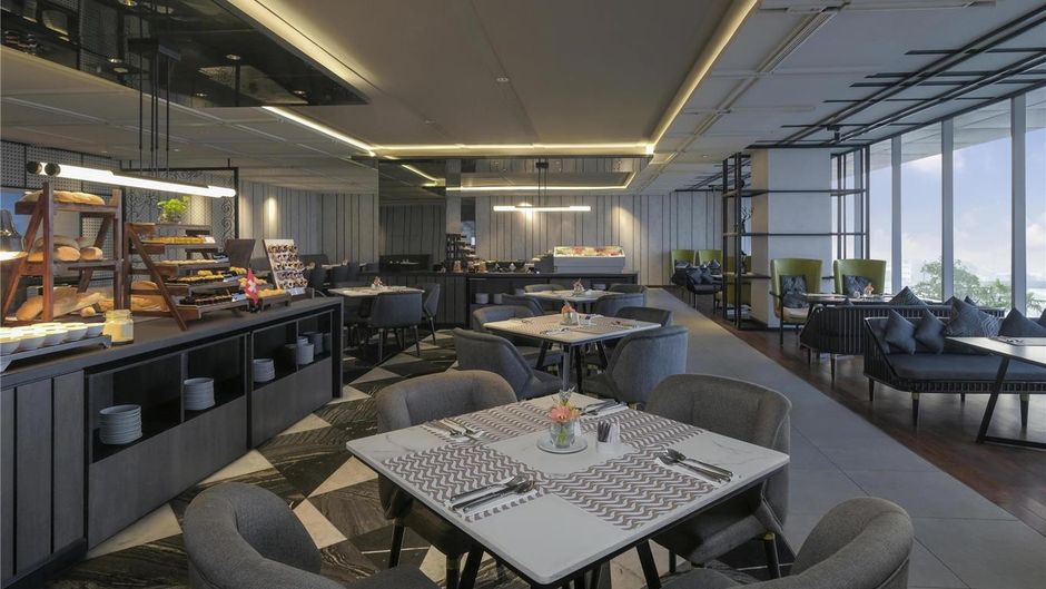 Movenpick Surabaya City Restaurant