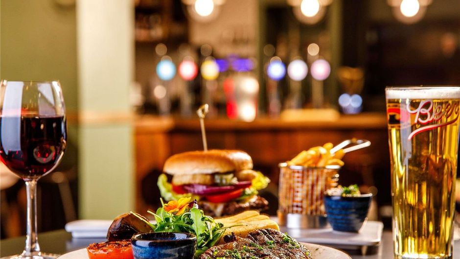 Mercure Cardiff North Hotel Restaurant
