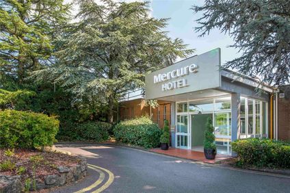 Mercure Cardiff North Hotel