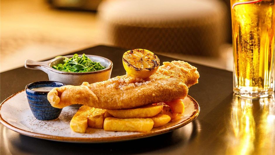 Mercure Cardiff North Hotel Restaurant